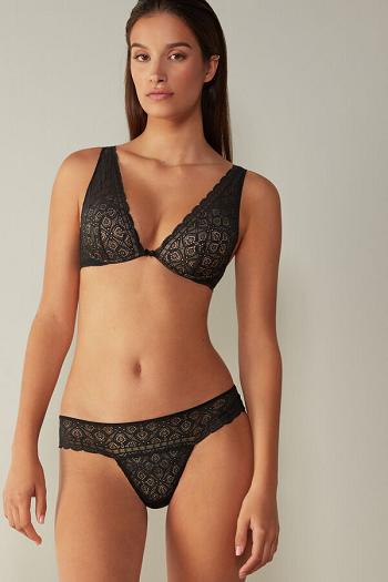 Intimssimi Elena Balconette Bra in Lace Black | PILQX47511