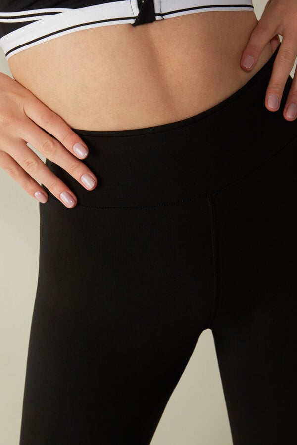 Intimssimi In Action Leggings in Organic Stretch Cotton Black | QILWA12018