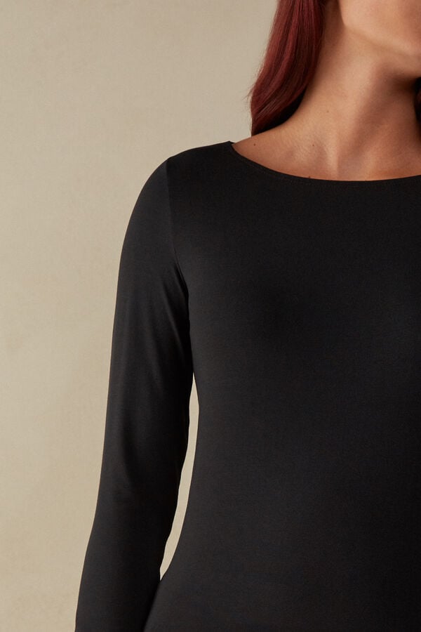 Intimssimi Long Sleeve Bateau Neck Top in Micromodal Black | ILEGJ88891