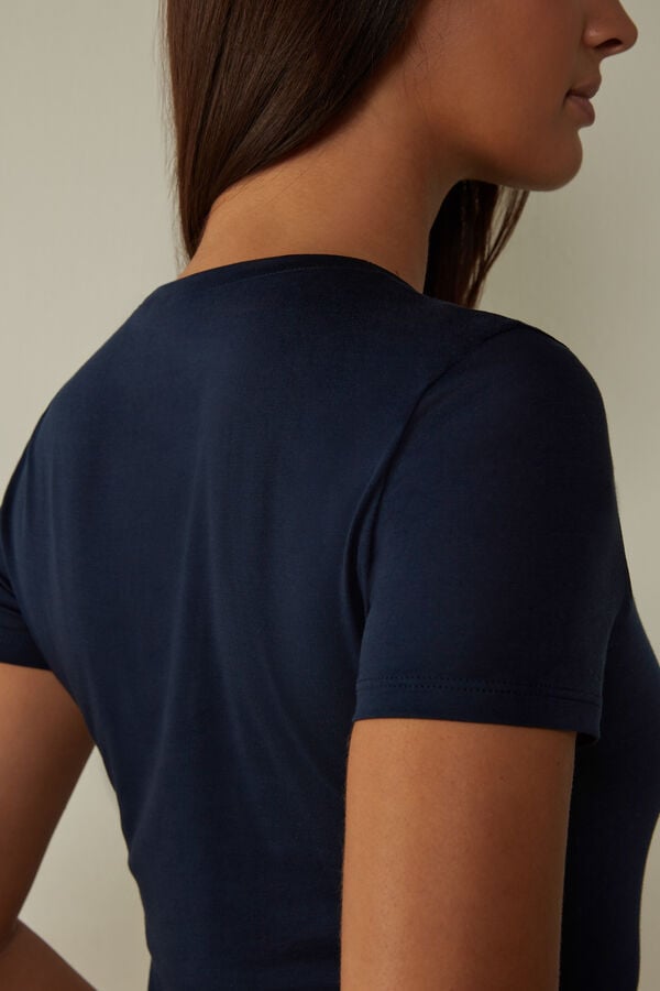 Intimssimi Short-Sleeve T-shirt in Ultrafresh Supima® Cotton Blue | XILBH98313