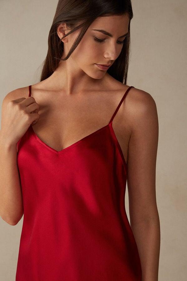 Intimssimi Silk Satin Top with V-neckline Red | ILQCS65653