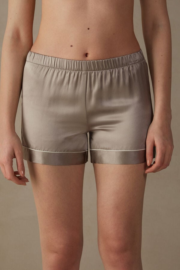 Intimssimi Silk Shorts with Contrast Trim Natural | ILQCS11886