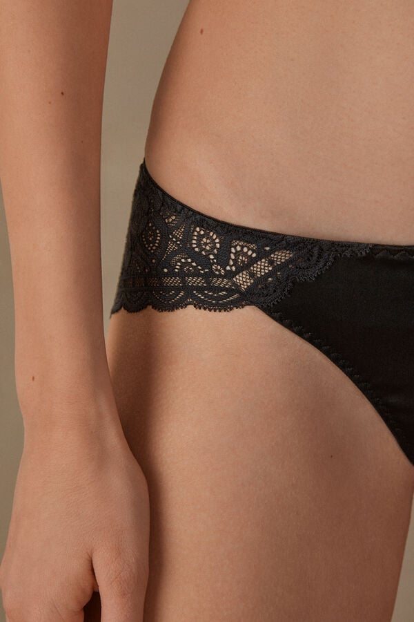 Intimssimi Silk and Lace Briefs Black | ILCVG10279