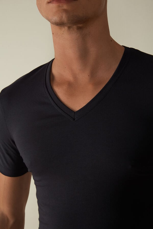 Intimssimi V-neck T-shirt in Stretch Supima® Cotton Blue | ILZPD72296